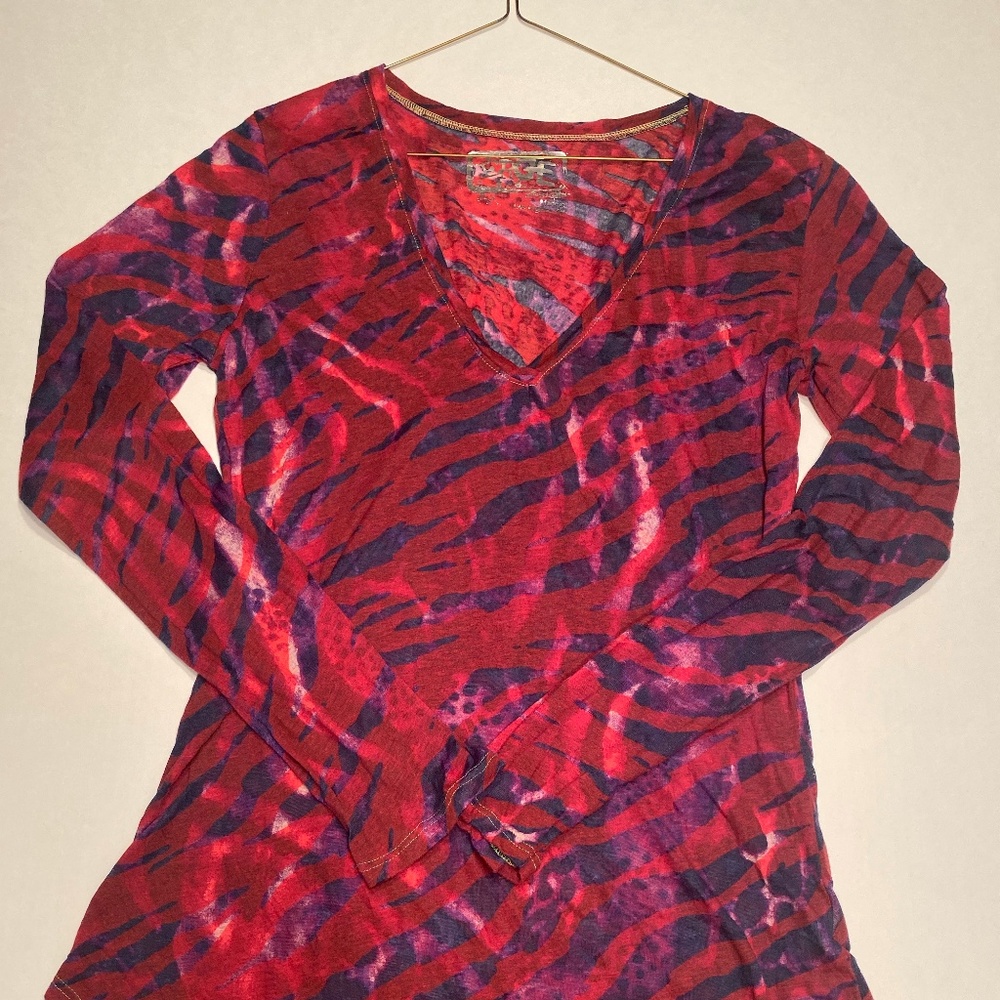 Sexy, Animal Print Long-Sleeved Top
